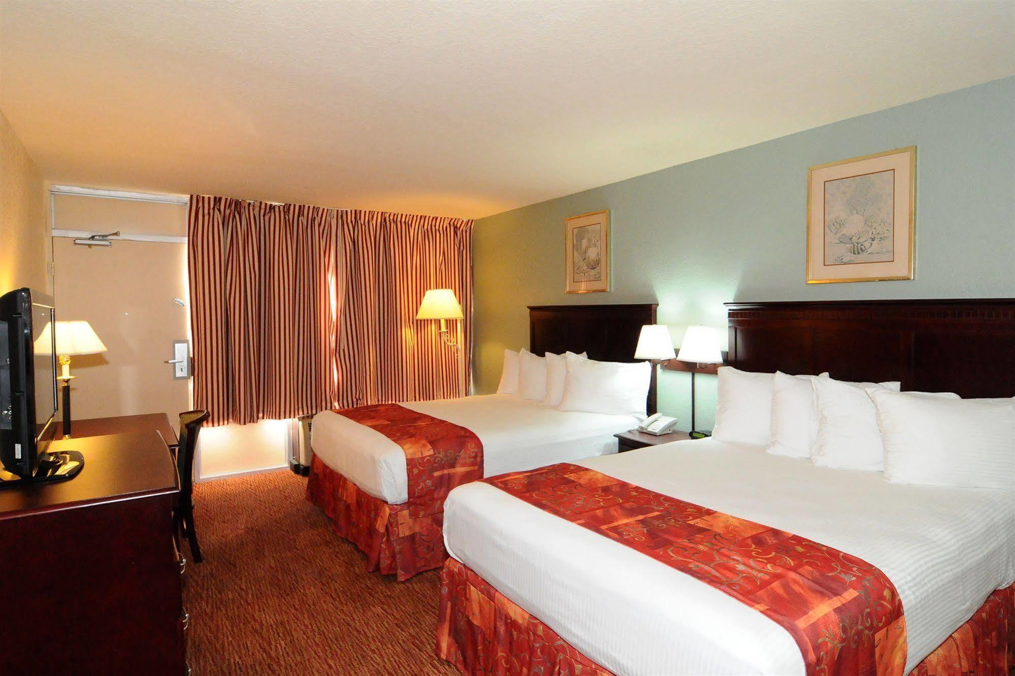 Magnuson Hotel & Marina New Port Richey Room photo
